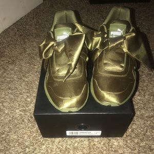 Fenty Puma By Rihanna Olive Bow Sneakers